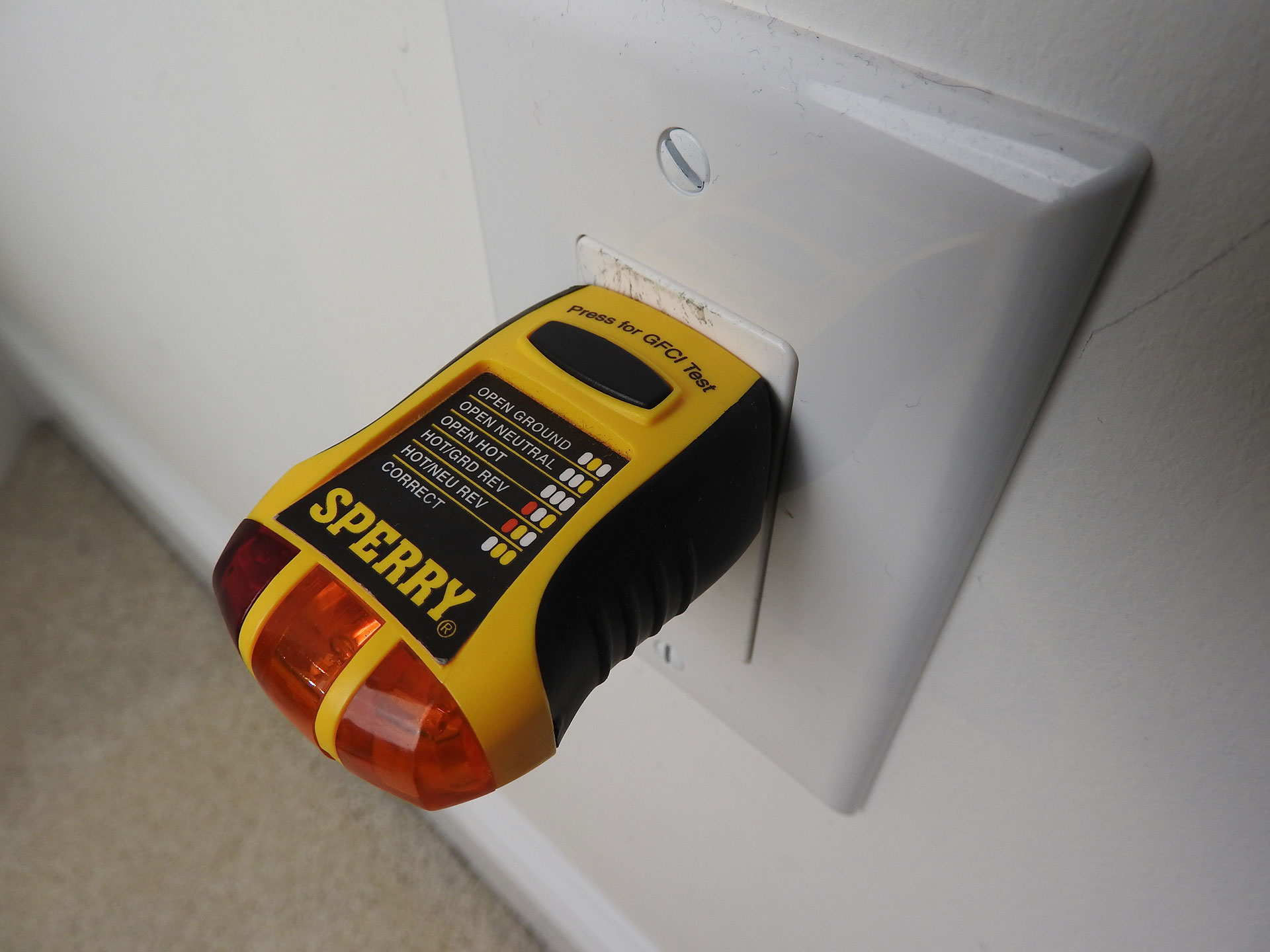 GFCI_tester1_Inspector's_equipment _Victory Home Inspection, Inc.JPG